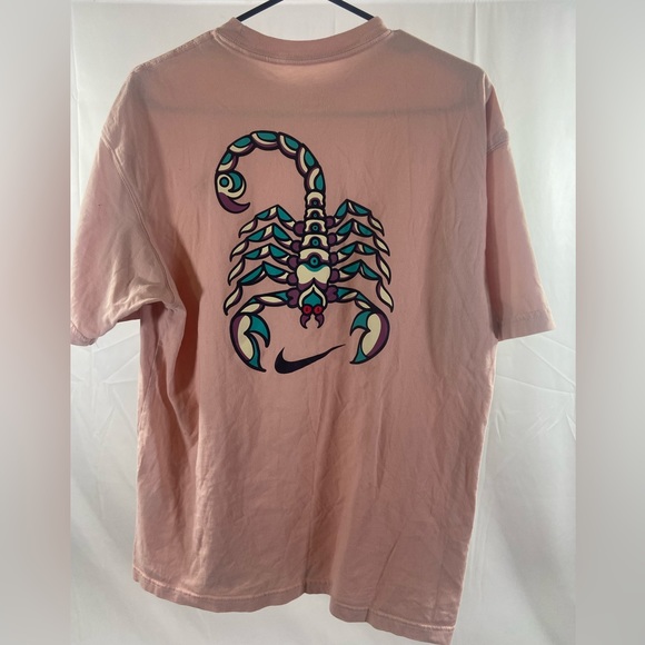 Nike SB Size Medium Pink T-Shirt - Picture 4 of 6